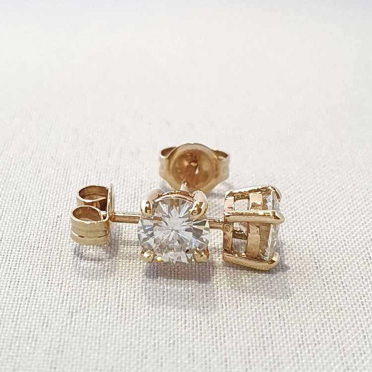 Studs. Beautiful Solid gold 5.5mm, 1.25ct Moissanite studs