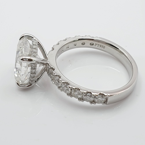 5.87ct Cushion Cut Engagement ring