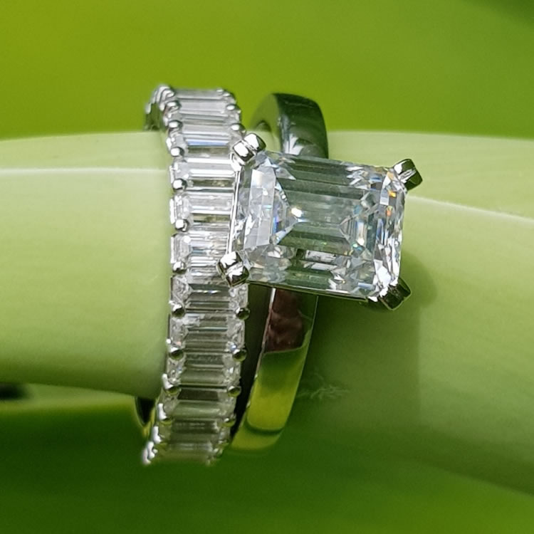 Emerald Cut 2.5ct Moissanite Engagement Ring
