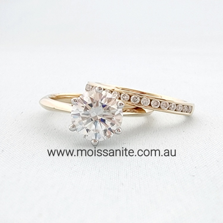 1.5ct Solitaire Moissanite Engagement Ring.