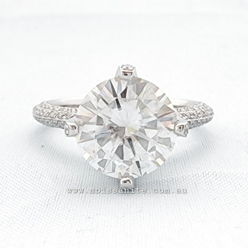 3.59ct 4claw Moissanite Engagement Ring