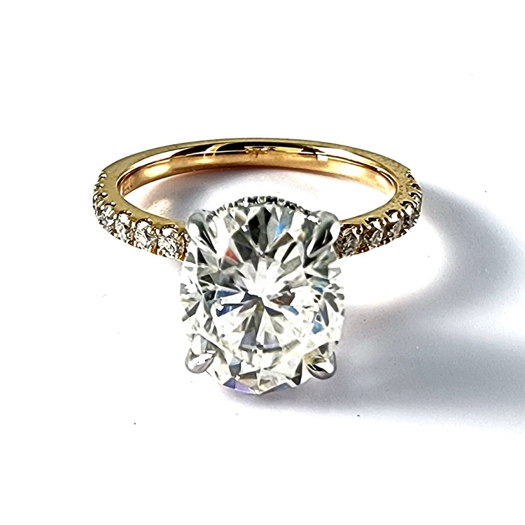 Oval Cut Engagement Ring, Absolutely Stunning 3.4ct